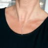 Minimalistischer Zweiganhänger aus 925er Silber der Eda-Kollektion