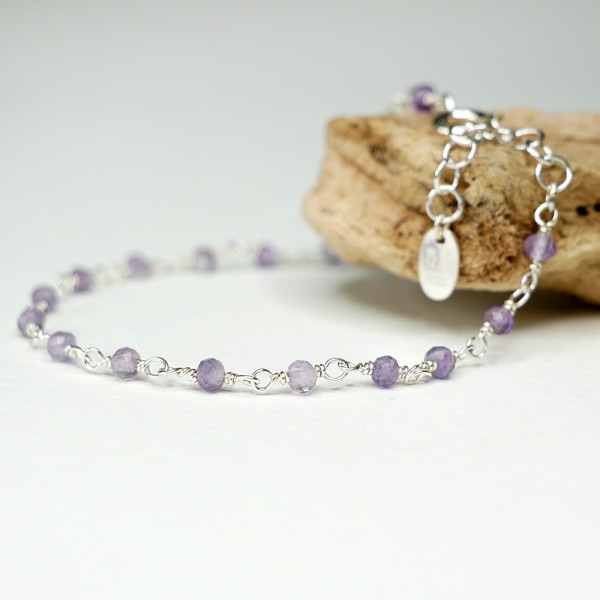 Amethyst-Rosenkranz-Armband mit 3 mm großen facettierten Perlen und 925er Silber, minimalistisch und verstellbar