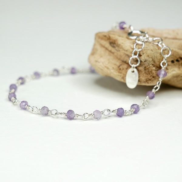 Amethyst-Rosenkranz-Armband mit 3 mm großen facettierten Perlen und 925er Silber, minimalistisch und verstellbar