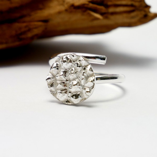 Nice little Litchi sterling silver adjustable ring Litchi 65,00 €