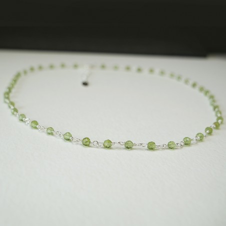Rosenkranzkette mit 3 mm facettierten Peridotperlen und 925er Silber