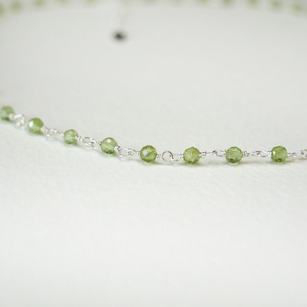 Rosenkranzkette mit 3 mm facettierten Peridotperlen und 925er Silber