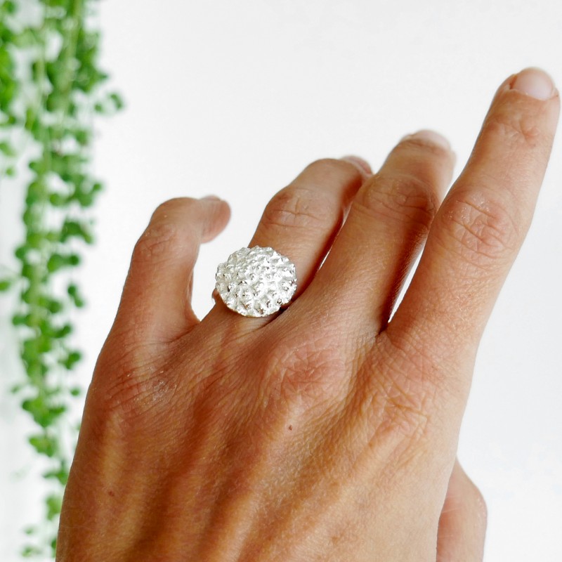 Verstellbarer Litchi Ring aus Sterling Silber Litchi 75,00 € Verstellbarer Litchi Ring aus Sterling Silber Litchi 75,00 €