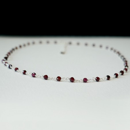 Rosenkranzkette mit 3 mm facettierten Rhodolithperlen und 925er Silber