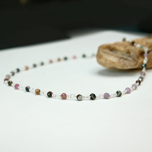 Rosenkranzkette mit 3 mm facettierten Turmalinperlen und 925 Silber