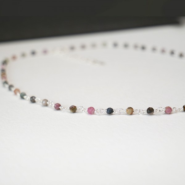 Rosenkranzkette mit 3 mm facettierten Turmalinperlen und 925 Silber