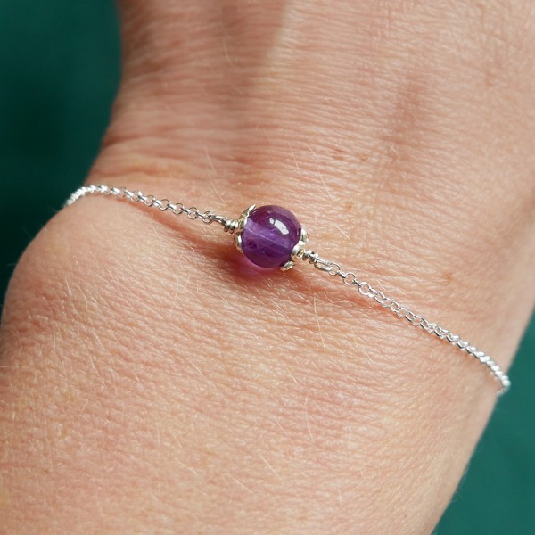 Verstellbares und minimalistisches Armband aus echtem Amethyst aus massivem 925er Silber