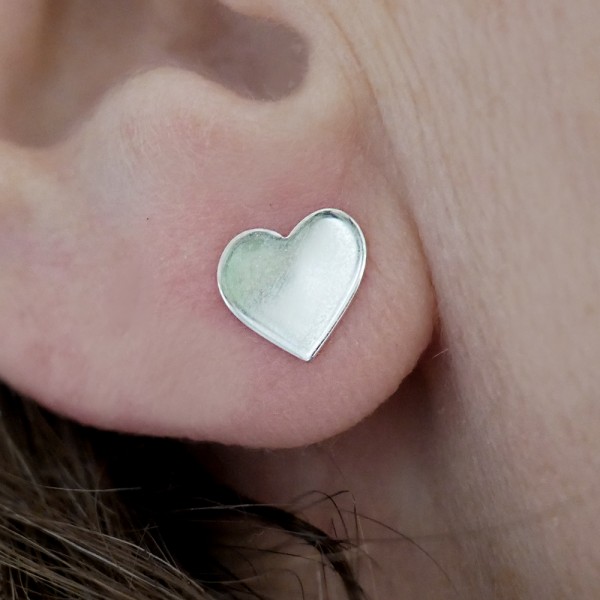 Grandes boucles d'oreilles puces cœurs en argent 925