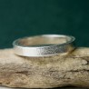 Stapelbarer Sandgestrahlt Ring aus recyceltem 925er Silber für Dame...