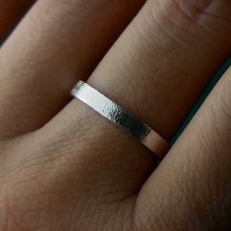 Bague 3 mm sablée en argent 925 recyclé pour femme et pour homme