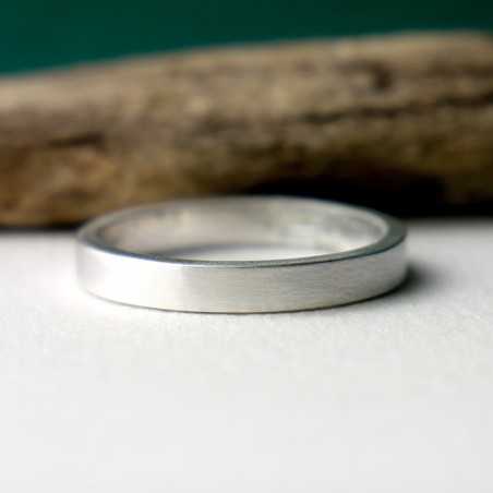 Bague 3 mm brossée en argent 925 recyclé pour femme et pour homme