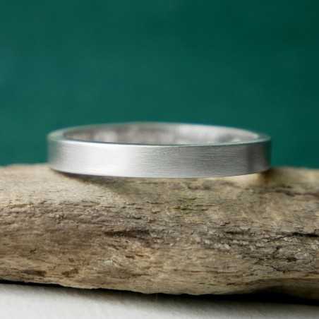 Bague 3 mm brossée en argent 925 recyclé pour femme et pour homme