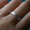 Bague 3 mm brossée en argent 925 recyclé pour femme et pour homme