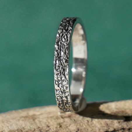 3 mm schmaler Ring aus recyceltem 925er Sterlingsilber mit Vintage-Patina für Damen und Herren.
