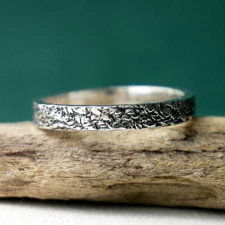 3 mm schmaler Ring aus recyceltem 925er Sterlingsilber mit Vintage-Patina für Damen und Herren.