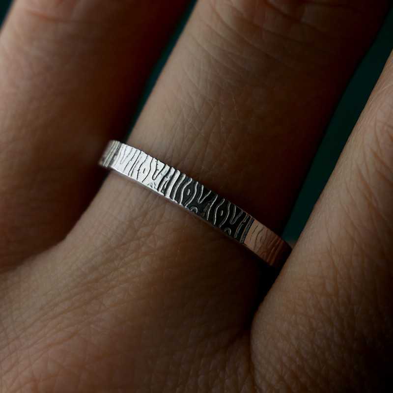 Bague 3 mm Ecorce en argent 925 recyclé pour femme et pour homme