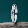 Bague 3 mm motif Bois en argent 925 recyclé pour femme et pour homme
