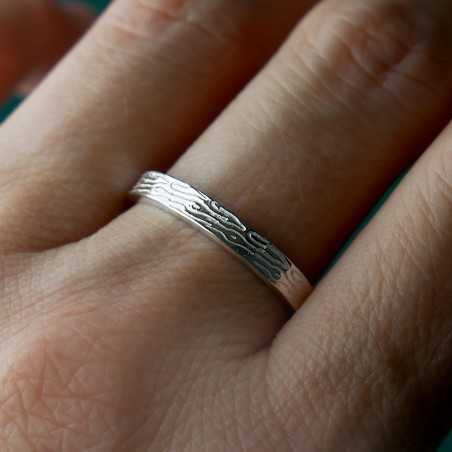 Bague 3 mm motif Bois en argent 925 recyclé pour femme et pour homme