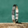 Bague 3 mm motif Bois patiné en argent 925 recyclé pour femme et pour homme