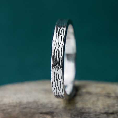 Bague 3 mm motif Bois patiné en argent 925 recyclé pour femme et pour homme