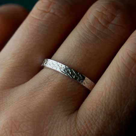 Bague 3 mm motif Givré en argent 925 recyclé pour femme et pour homme