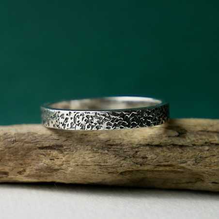 3 mm schmaler Ring mit mattierter Patina aus recyceltem 925er Sterlingsilber für Damen und Herren