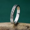 3 mm schmaler Ring mit mattierter Patina aus recyceltem 925er Sterlingsilber für Damen und Herren