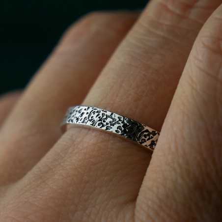 Stapelbarer Sandgestrahlt Ring aus recyceltem 925er Silber für Dame...