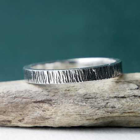 Stapelbarer Sandgestrahlt Ring aus recyceltem 925er Silber für Dame...