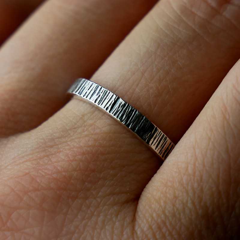 Bague 3 mm Bruine patinée en argent 925 recyclé pour femme et pour homme