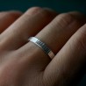 Bague 3 mm striée "Ondée" en argent 925 recyclé pour femme et pour homme