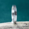 Bague 3 mm striée "Ondée" en argent 925 patiné recyclé pour femme et pour homme