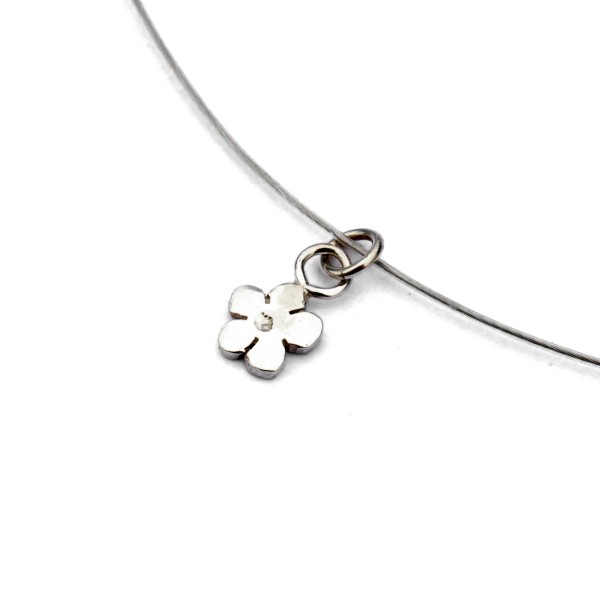 Small Prunus flower pendant in 925/1000 solid silver and cabled nylon thread Desiree Schmidt Paris Prunus 27,00 €