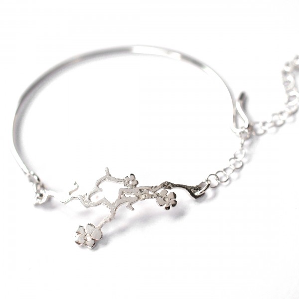 Prunus flower ajustable bracelet. Sterling silver. Prunus 75,00 €