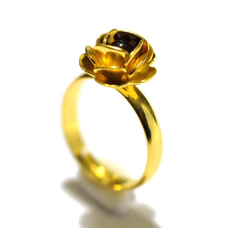 Petite bague rose dorée à l'or fin et perle de verre blanche Rose 30,00 € Petite bague rose dorée à l'or fin et perle de verre blanche Rose 30,00 €