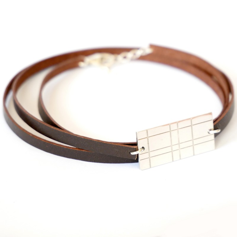 Bracelet multi-rangs Kilt en argent massif 925/1000 et cuir marron Pour homme 55,00 € Bracelet multi-rangs Kilt en argent massif 925/1000 et cuir marron Pour homme 55,00 €