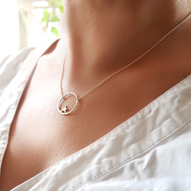 Collier étoile Nova en argent 925 Nova 45,00 € Collier étoile Nova en argent 925 Nova 45,00 €