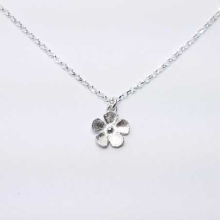 fine Sakura flower necklace in sterling silver 925 made in France Desiree Schmidt Paris Sakura 35,00 €