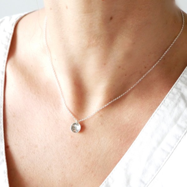 Sterling silver minimalist necklace with heart MIN 27,00 €