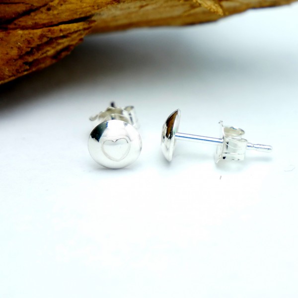 Minimalistische kleine Sterling Silber Ohrringe mit Herz MIN 25,00 €