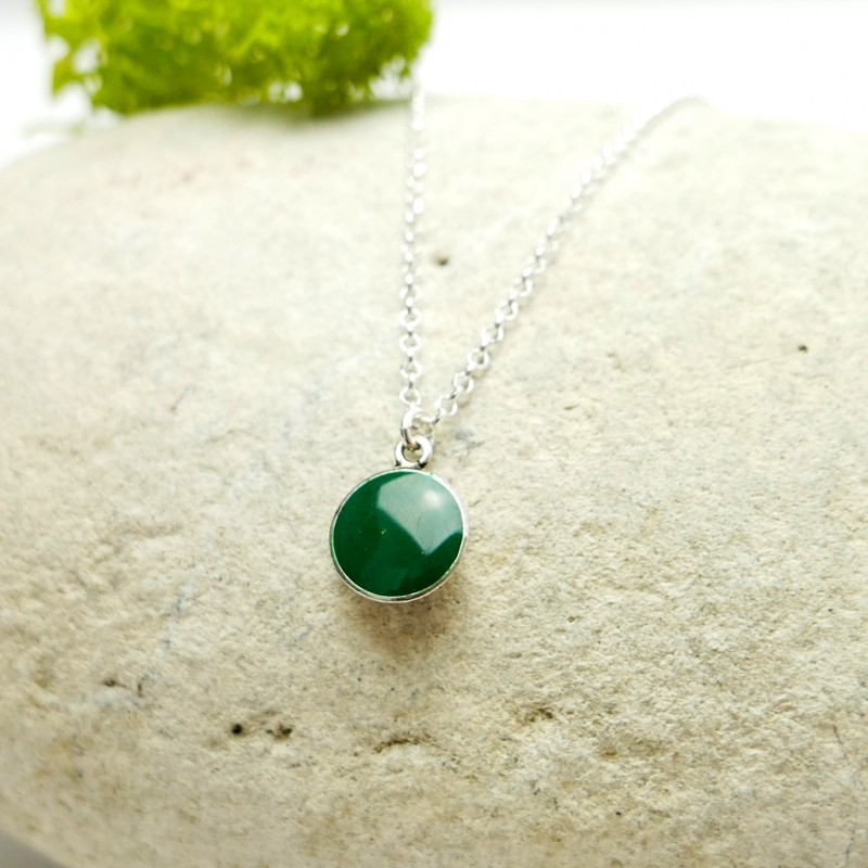 Sterling silver fir green pendent with chain NIJI 27,00 € Sterling silver fir green pendent with chain NIJI 27,00 €