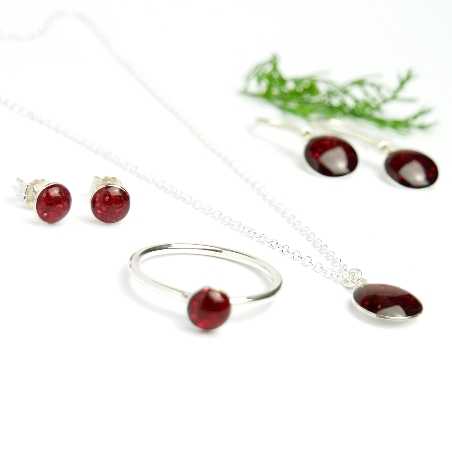 Sterling silver minimalist earrings with sequined garnet red resin NIJI 25,00 €