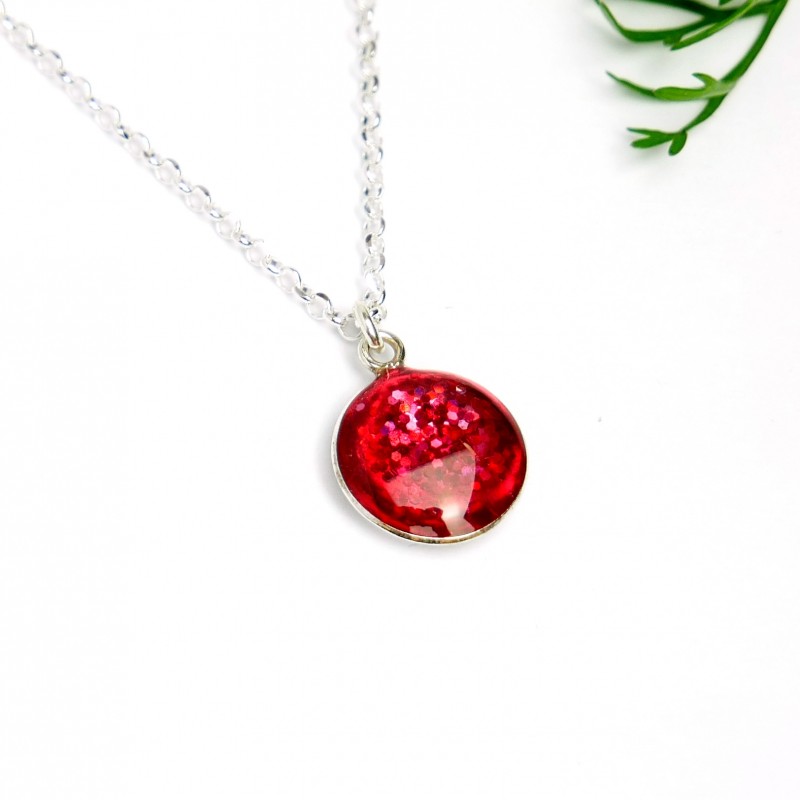 Sterling Silber mit Pailleten besetztes Rosa Harz Anhänger mit Kette Desiree Schmidt Paris NIJI 27,00 € Sterling Silber mit Pailleten besetztes Rosa Harz Anhänger mit Kette Desiree Schmidt Paris NIJI 27,00 €