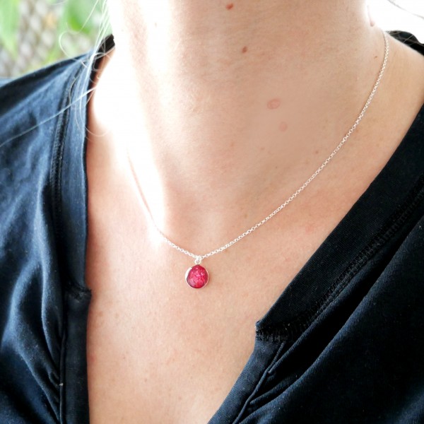 Sterling silver sequined pink pendent with chain Desiree Schmidt Paris NIJI 27,00 €
