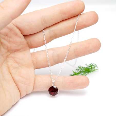 Sterling silver sequined garnet red pendent with chain Desiree Schmidt Paris NIJI 27,00 €
