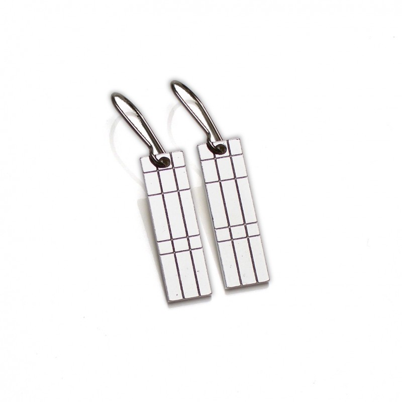 Petites boucles d'oreilles pendantes Kilt en argent massif Kilt 57,00 € Petites boucles d'oreilles pendantes Kilt en argent massif Kilt 57,00 €