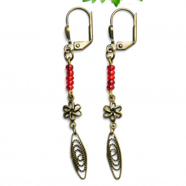 Lange Ohrringe mit rote Glassperle aus gealteter Bronze Basic 19,00 €
