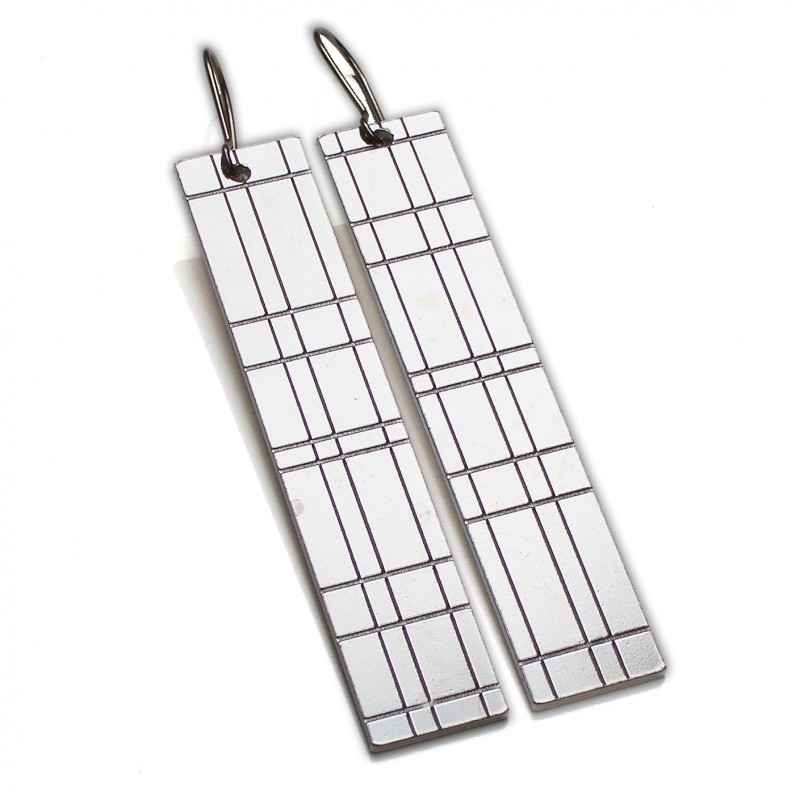 Kilt long pendant earrings. Sterling silver. Kilt 97,00 € Kilt long pendant earrings. Sterling silver. Kilt 97,00 €