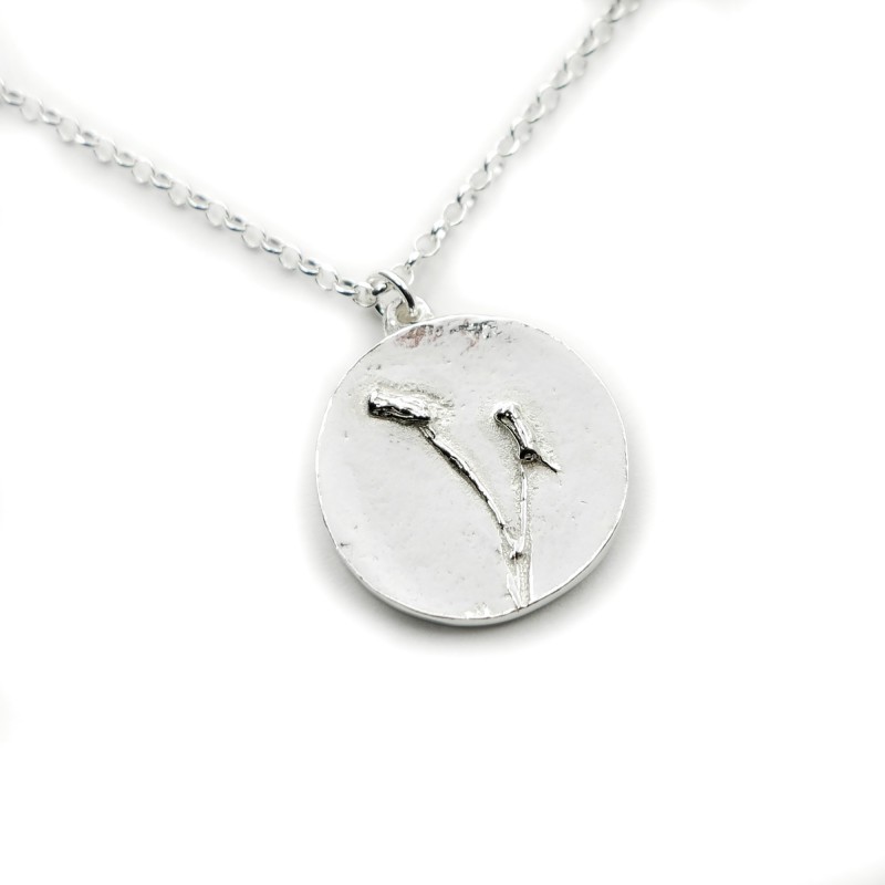 Sterling silver wildflowers pendant on chain Desiree Schmidt Paris Herbier 57,00 € Sterling silver wildflowers pendant on chain Desiree Schmidt Paris Herbier 57,00 €