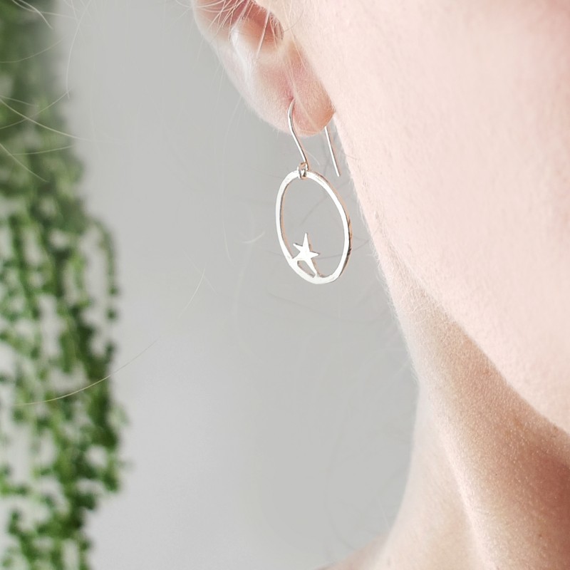 Nova star earrings. Sterling silver. Nova 65,00 € Nova star earrings. Sterling silver. Nova 65,00 €